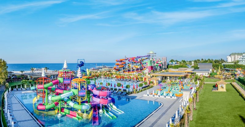 Antalya utazás Delphin Palace