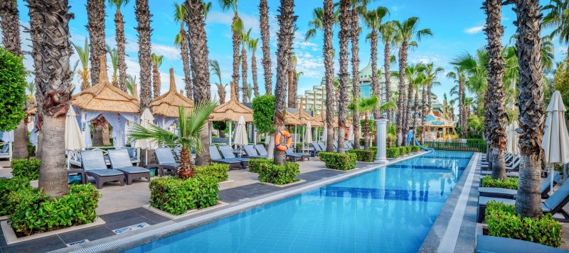 Antalya utazás Delphin Palace