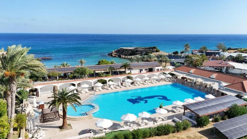 Észak-Ciprus utazás Denizkizi Royal