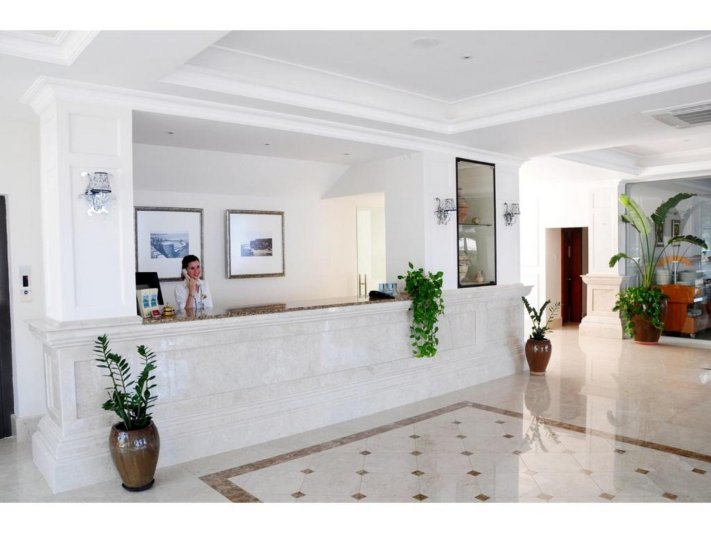 Észak-Ciprus utazás Denizkizi Royal