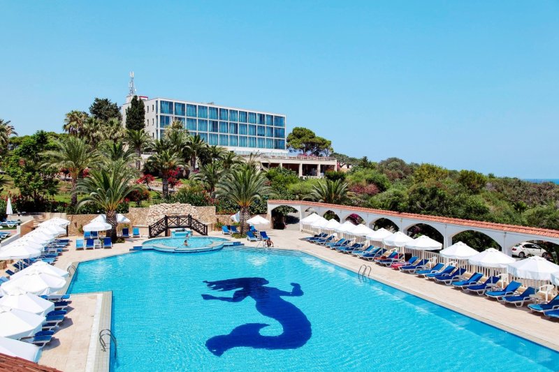 Észak-Ciprus utazás Denizkizi Royal