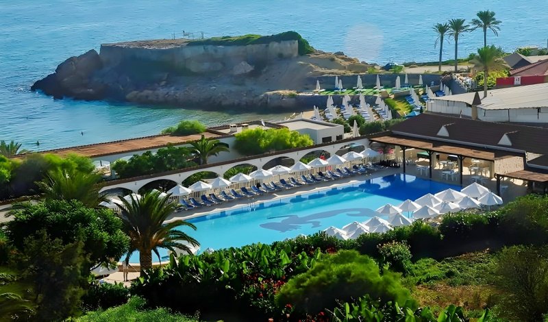 Észak-Ciprus utazás Denizkizi Royal