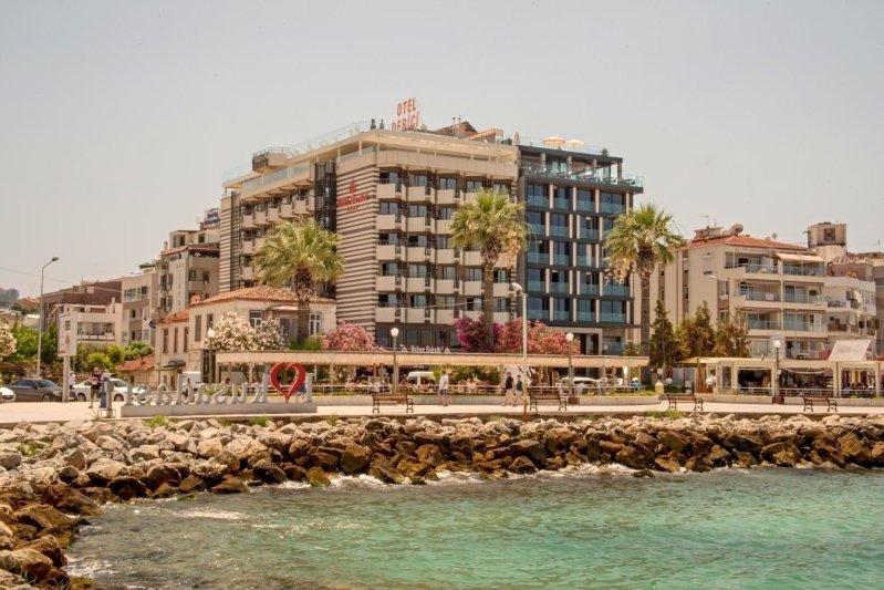 Kusadasi utazás Derici Hotel