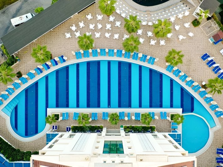 Diamond Elite Hotel And Spa Side