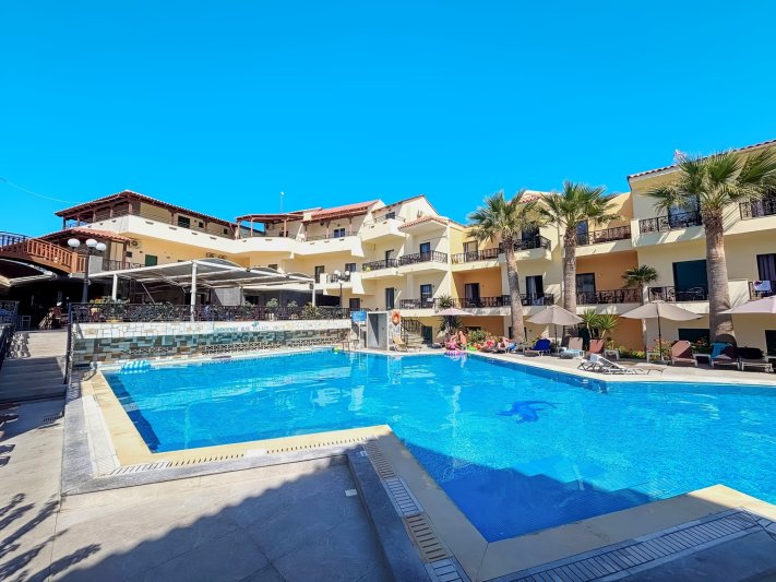 Kréta Gouves utazás Diogenis Blue Palace