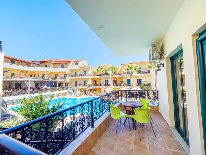 Kréta Gouves utazás Diogenis Blue Palace