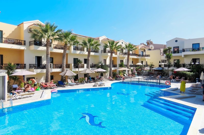 Kréta Gouves utazás Diogenis Blue Palace