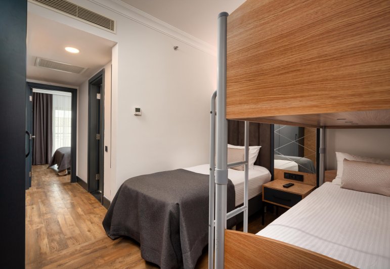 Családi szoba tágas emeletes ággyal