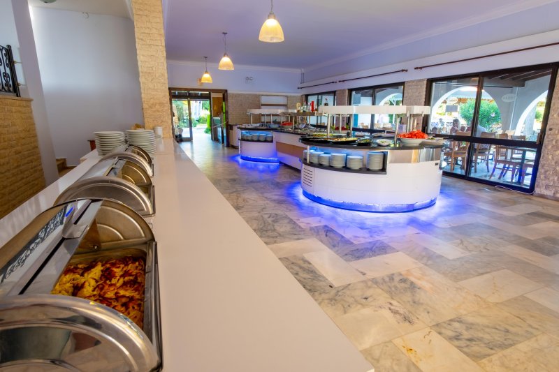 Kusadasi utazás Dogan Paradise Beach