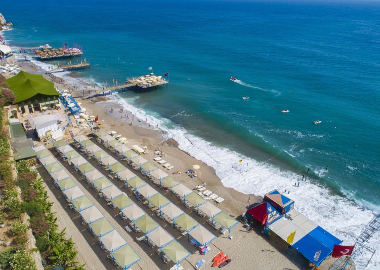 Alanya utazás Doganay Beach Club