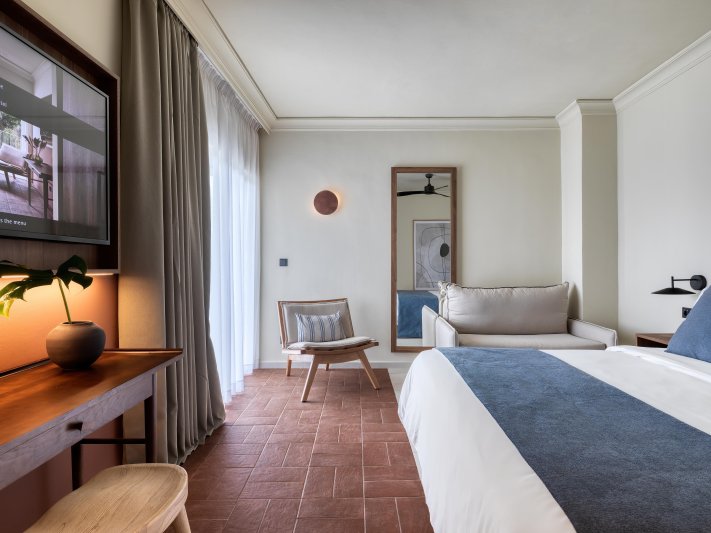 Zakynthos utazás Domes Aulūs Zante, Autograph Collection