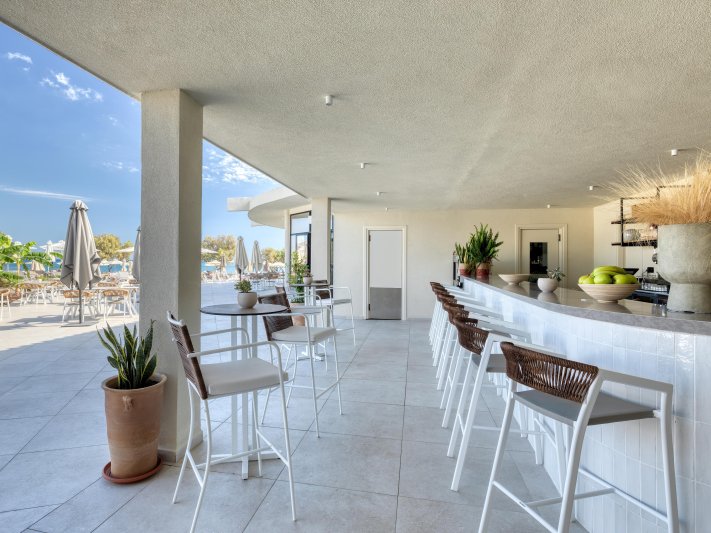 Zakynthos utazás Domes Aulūs Zante, Autograph Collection