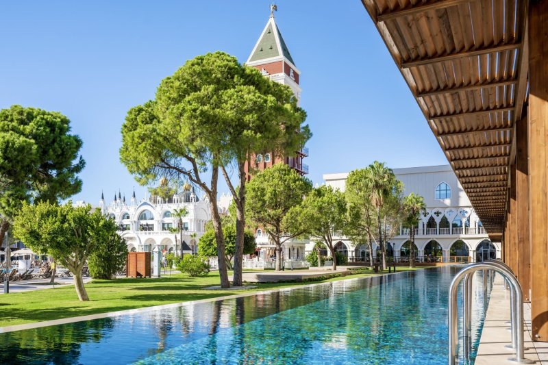 Antalya utazás Ducale Lara