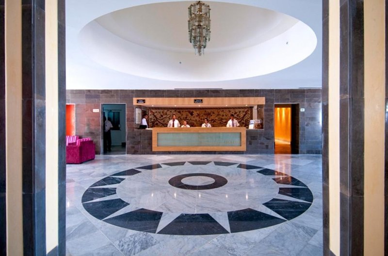 Monastir utazás Eden Club Skanes