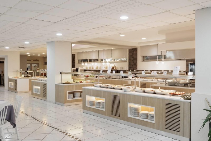 Korfu Dassia utazás Elea Beach