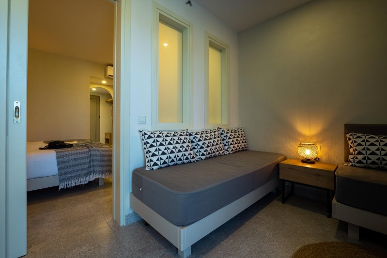 Junior lakosztály superior kertre néző kilátással