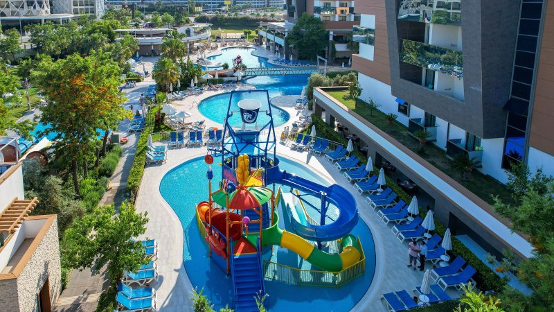 Terrace Elite Resort Side