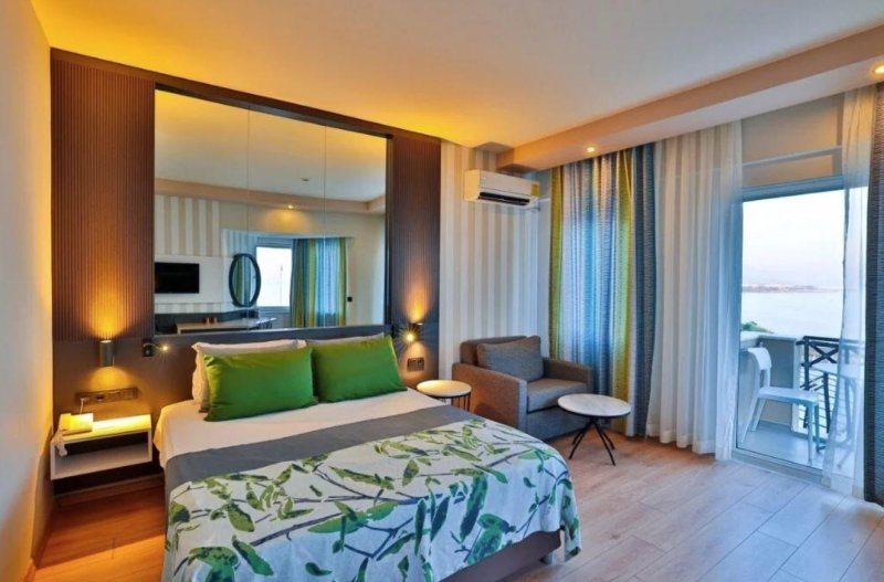 Alanya utazás Eos Beach Resort By Selene