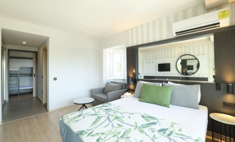 Alanya utazás Eos Beach Resort By Selene