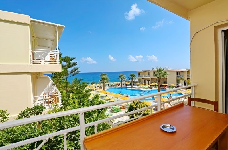 Eri Beach Resort Kréta Hersonissos