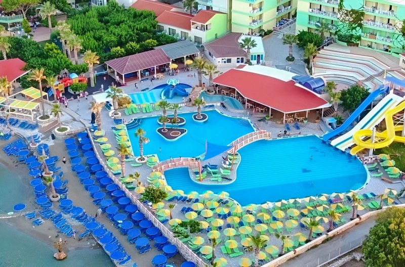Eri Beach Resort Kréta Hersonissos