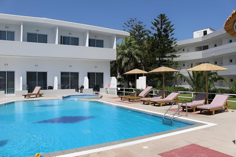 Rodosz utazás Evita Bay