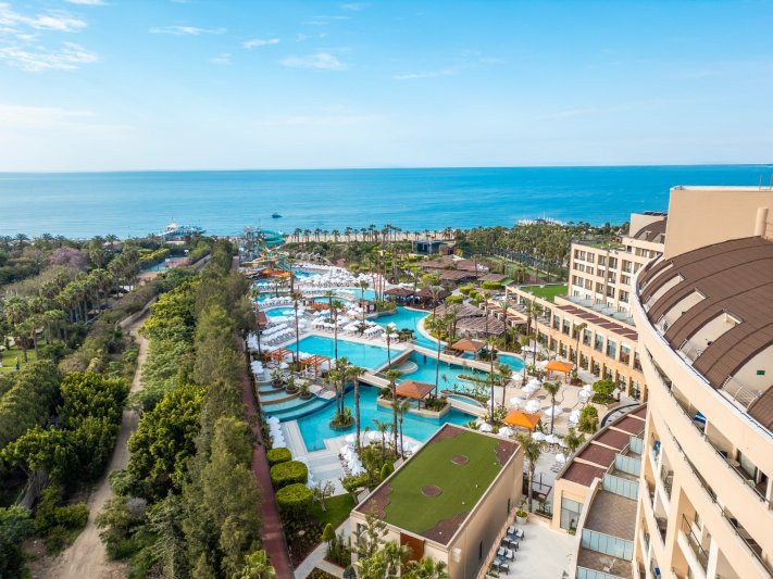 Antalya utazás Fame Residence Lara