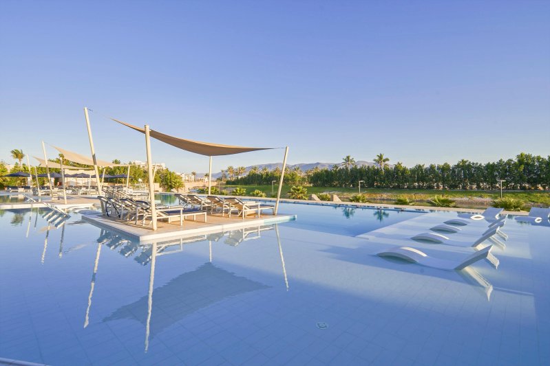 Fanar Hotel & Residences Szalála