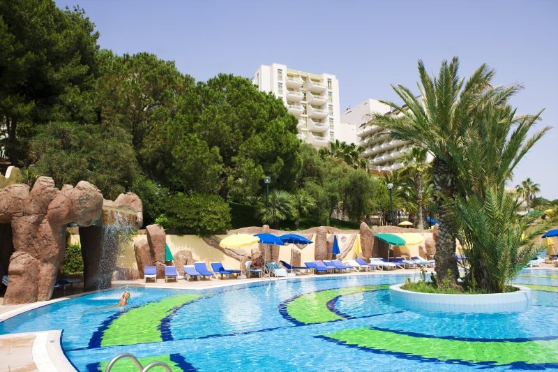 Kusadasi utazás Fantasia Hotel Deluxe