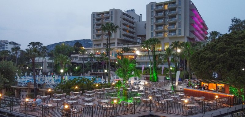 Kusadasi utazás Fantasia Hotel Deluxe