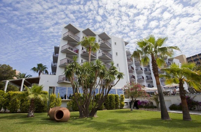 Mallorca utazás Fergus Bermudas