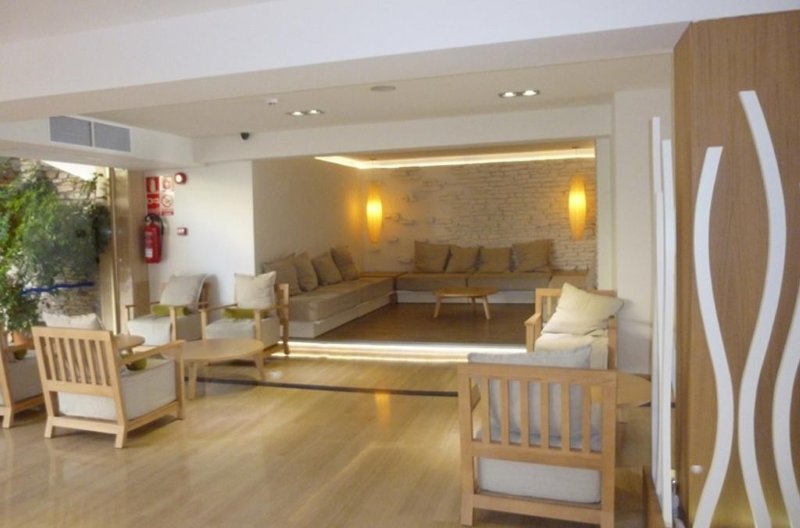 Mallorca utazás Flamboyan Caribe