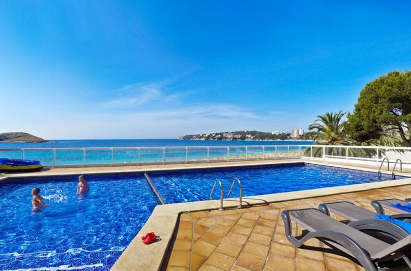 Mallorca utazás Flamboyan Caribe