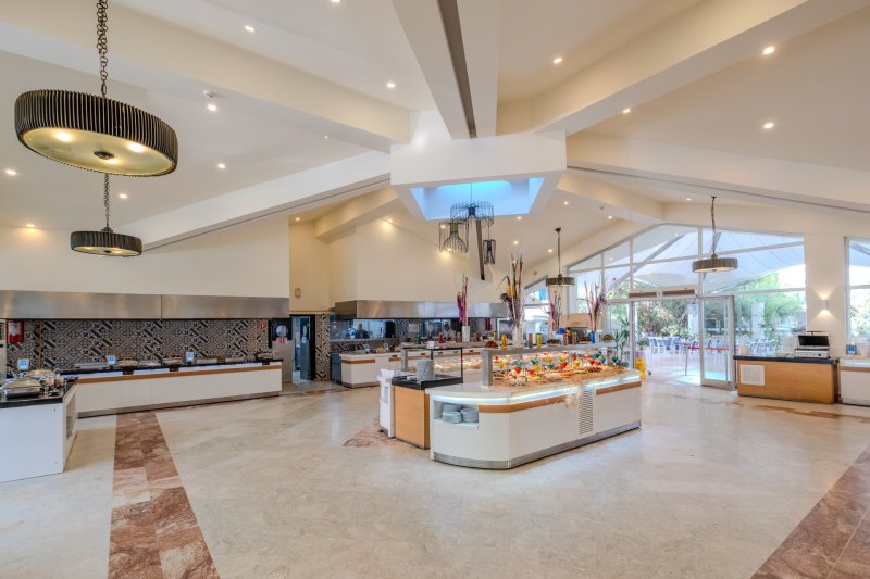 Kusadasi utazás Flora Garden Ephesus