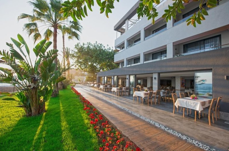 Alanya utazás Floria Beach