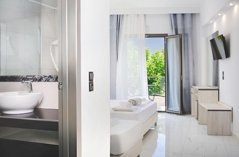 Zakynthos utazás Georgina Inn