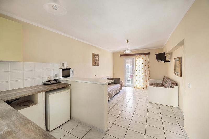 Zakynthos utazás Georgina Inn