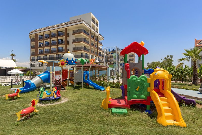 Glamour Resort & Spa Side