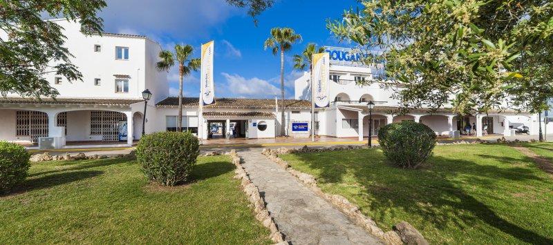 Mallorca utazás Globales Bouganvilla