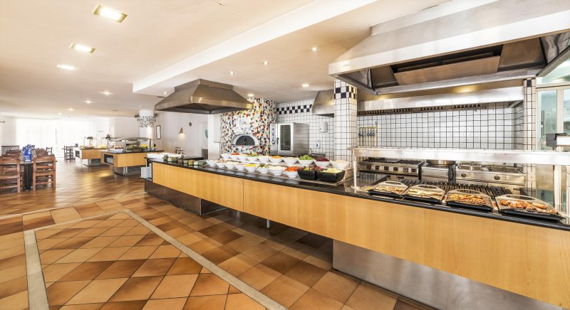 Mallorca utazás Globales Bouganvilla