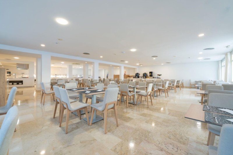 Mallorca utazás Globales Isabel