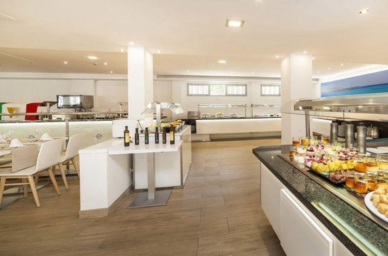 Menorca utazás Globales Lord Nelson Apartamentos