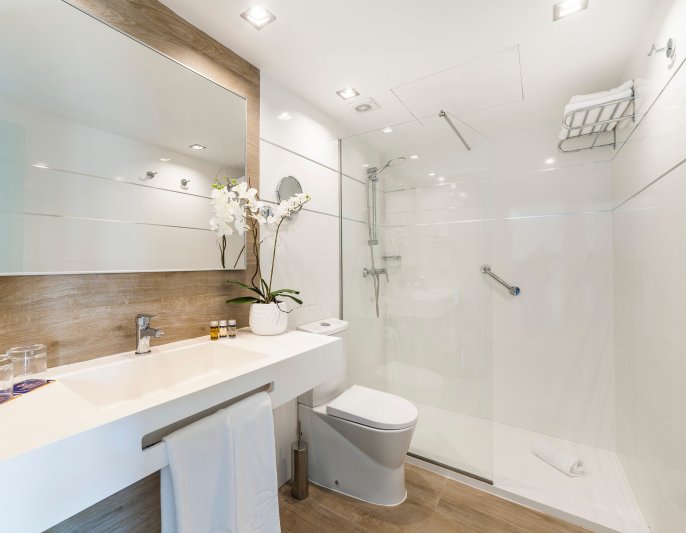 Lakosztály - fürdőszoba