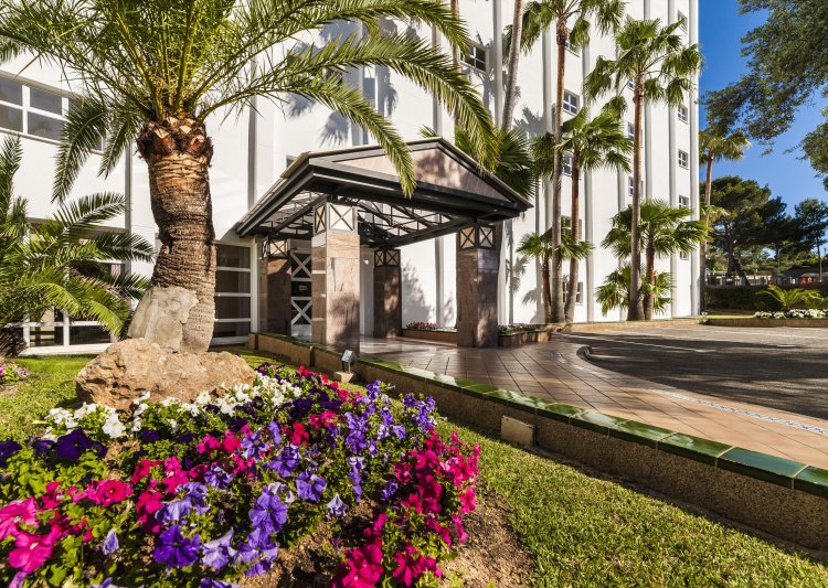 Mallorca utazás Globales Palmanova Palace 