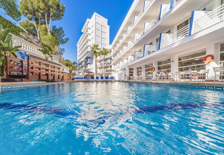 Mallorca utazás Globales Palmanova Palace 