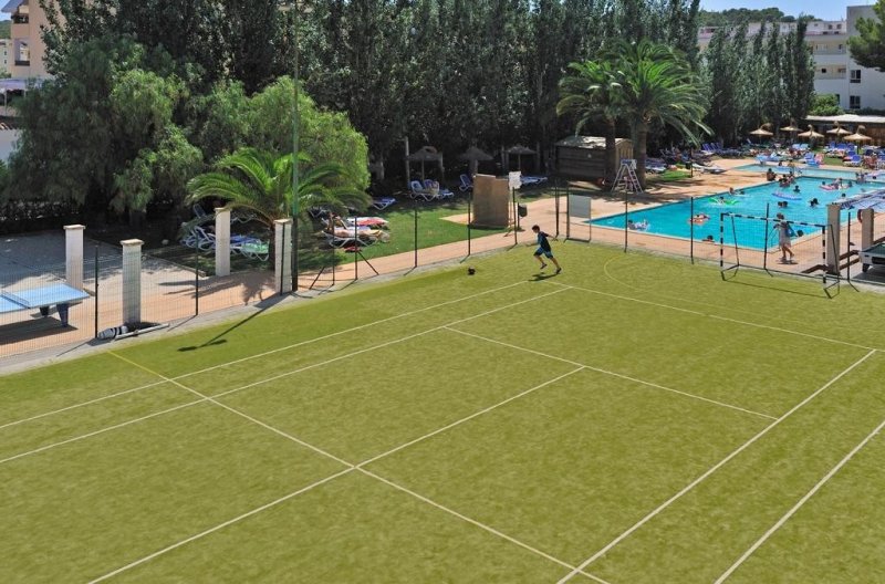 Mallorca utazás Globales Playa Santa Ponsa 