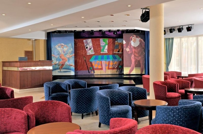 Mallorca utazás Globales Playa Santa Ponsa 