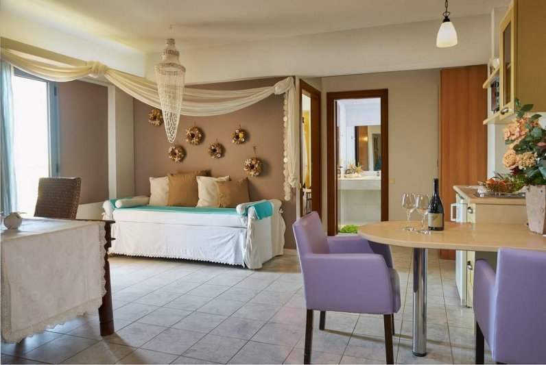 Golden Bay Apartments – Garden Haven Kréta Malia