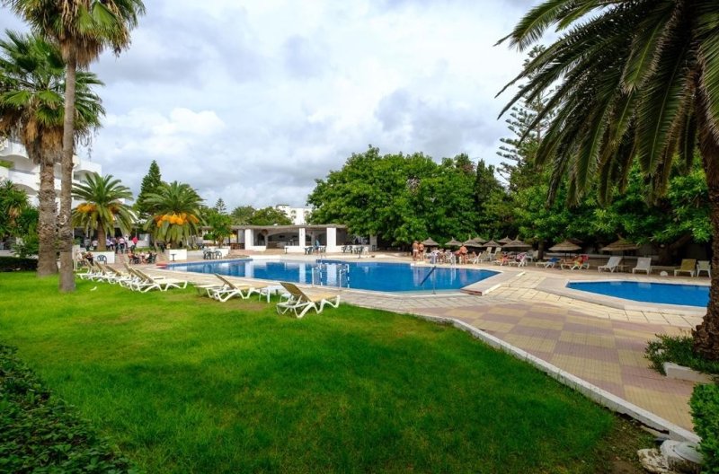 Hammamet utazás Golden Tulip Hammamet President