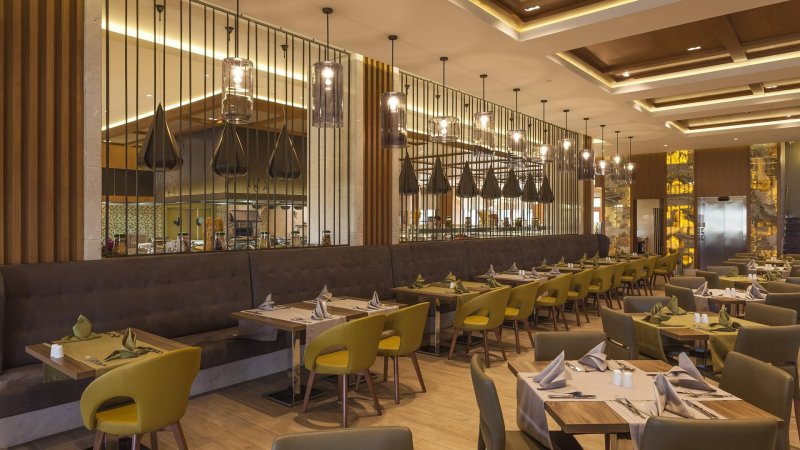 Side utazás Grand Aqua